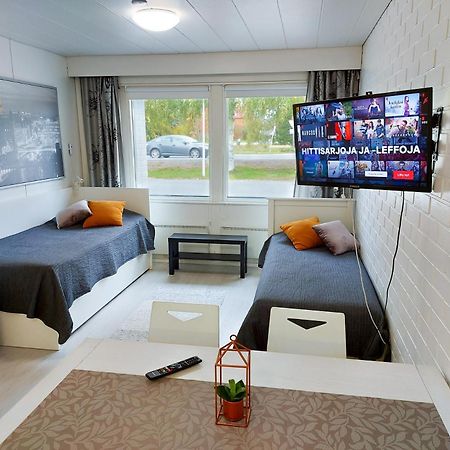 Apartamento Tuurin Yoesaeiloe Exterior foto