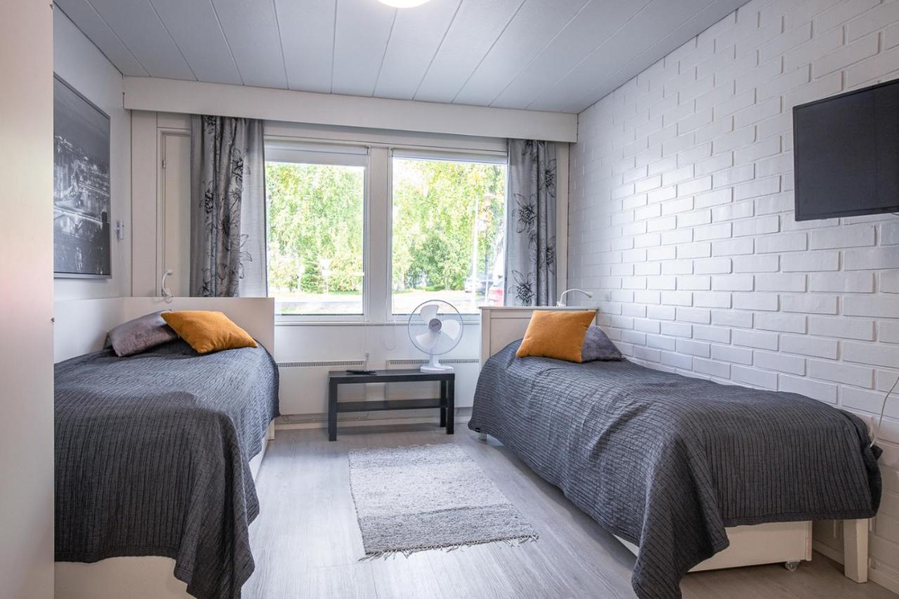 Apartamento Tuurin Yoesaeiloe Exterior foto
