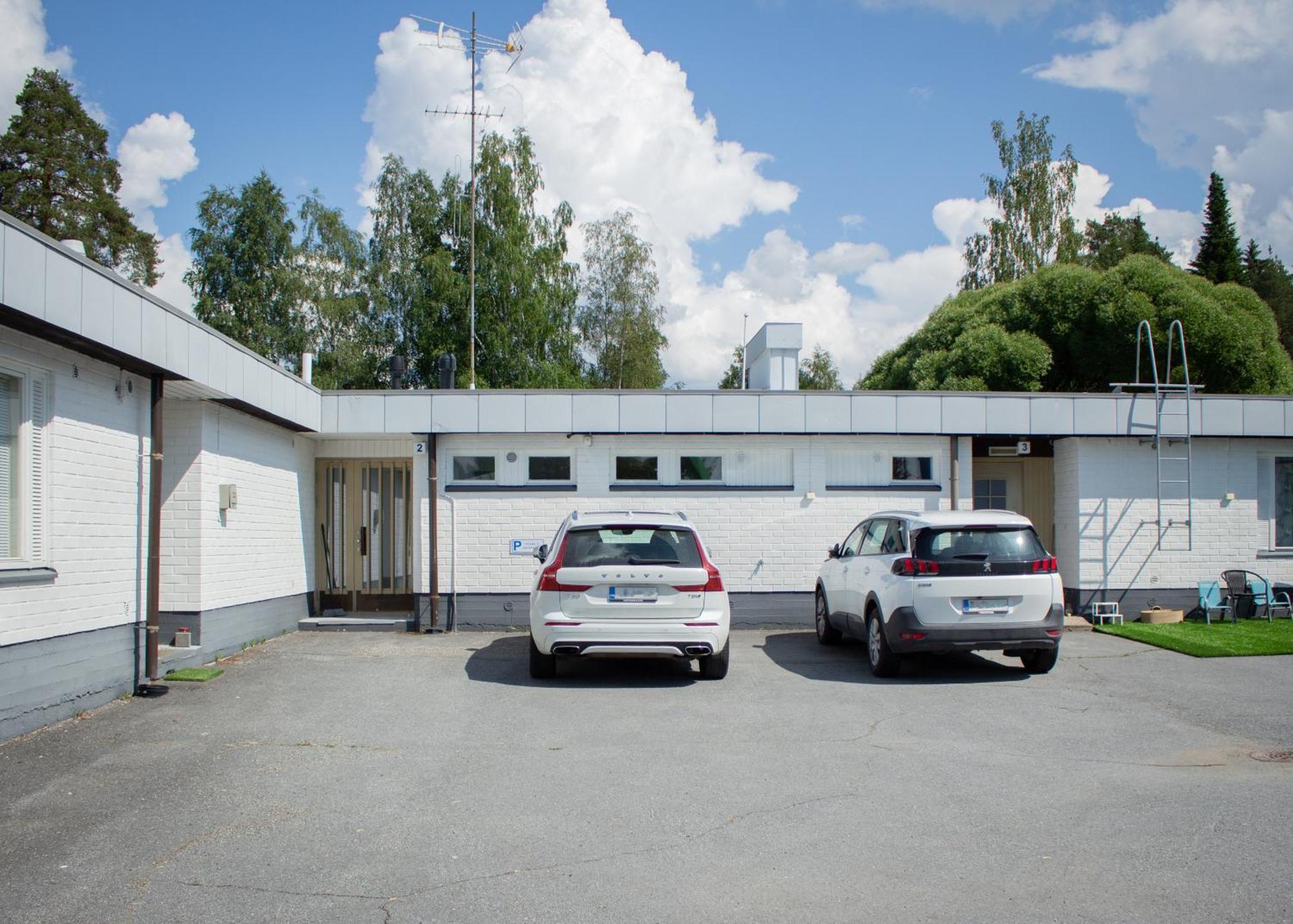 Apartamento Tuurin Yoesaeiloe Exterior foto